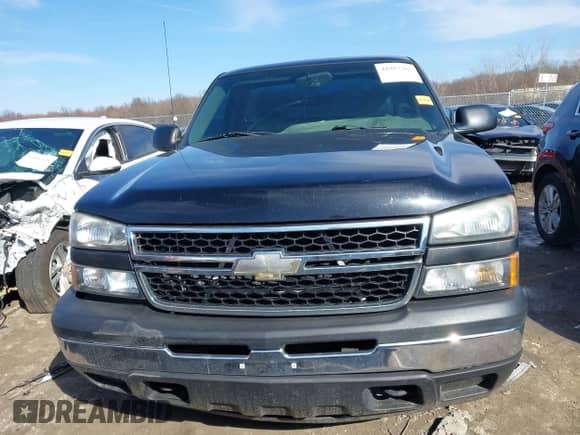 2006 Chevrolet Silverado 1500 Work Truck с VIN 3GCEC14X76G213817, выставлен на аукционе IAAI как лот 41817367 с пробегом 181 860 миль миль и . История ставок и продаж доступна на DreamBid. Изображение 12.