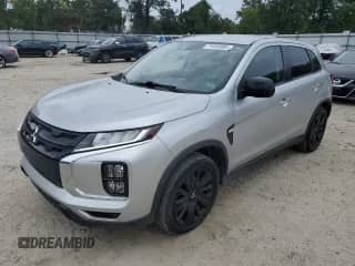 2022 Mitsubishi Outlander ES z VIN JA4APUAU2NU008491, wystawiony jako Copart lot #71033385 z przebiegiem 151 157 mil mil oraz Czysty tytuł • Clean title. Historia ofert i sprzedaży dostępna na DreamBid. Obrazek 1.