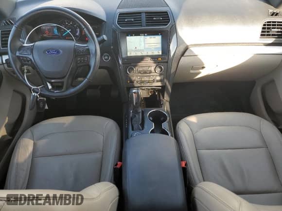 2018 Ford Explorer XLT с VIN 1FM5K8D8XJGB69736, выставлен на аукционе Copart как лот 69401535 с пробегом 135 609 миль миль и Списание • Salvage title. История ставок и продаж доступна на DreamBid. Изображение 8.