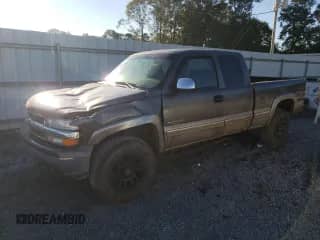 2000 Chevrolet Silverado 2500 LS с VIN 1GCGK29U6YE330928, выставлен на аукционе Copart как лот 76973284 с пробегом 229 971 миль миль и Списание • Salvage title. История ставок и продаж доступна на DreamBid. Изображение 1.