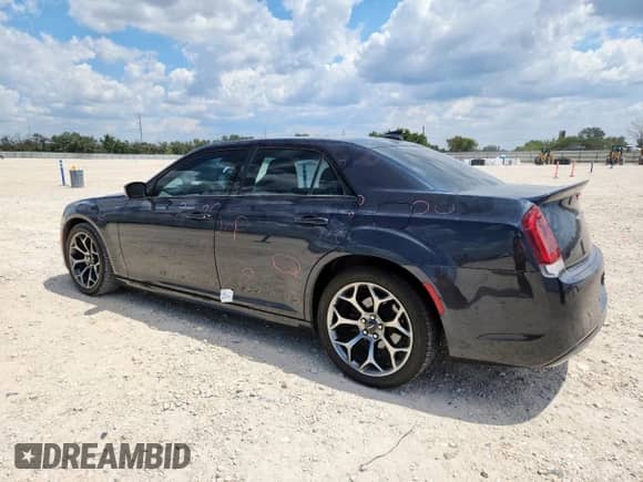 2018 Chrysler 300 S с VIN 2C3CCABG4JH266479, выставлен на аукционе Copart как лот 71165315 с пробегом 125 629 миль миль и Списание • Salvage title. История ставок и продаж доступна на DreamBid. Изображение 2.