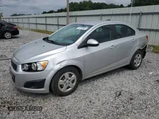 2015 Chevrolet Sonic LS с VIN 1G1JA5SHXF4210830, выставлен на аукционе Copart как лот 67315945 с пробегом 33 632 миль миль и Списание • Salvage title. История ставок и продаж доступна на DreamBid. Изображение 1.