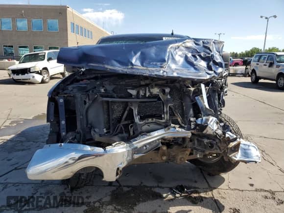 2009 GMC Sierra 1500 SLT with VIN 3GTEK33339G189596, listed as a Copart auction lot 64030275 with 313,867 mi miles and Salvage title. Bid and sale history available at DreamBid. Image 5.