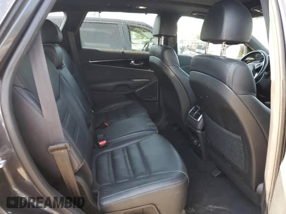 2018 Kia Sorento SX z VIN 5XYPKDA52JG391657, wystawiony jako Copart lot #65422365 z przebiegiem 133 943 mil mil oraz Szkoda całkowita • Salvage title. Historia ofert i sprzedaży dostępna na DreamBid. Obrazek 11.