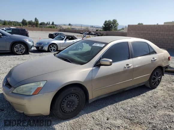 2003 Honda Accord LX с VIN 1HGCM66363A015527, выставлен на аукционе Copart как лот 60977685 с пробегом 219 554 миль миль и Списание • Salvage title. История ставок и продаж доступна на DreamBid. Изображение 1.