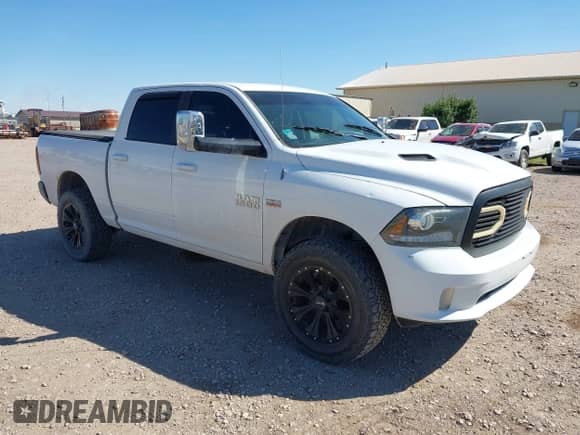 2013 Ram 1500 Sport z VIN 1C6RR7MT2DS509499, wystawiony jako IAAI lot #43159453 z przebiegiem 163 043 mil mil oraz . Historia ofert i sprzedaży dostępna na DreamBid. Obrazek 1.