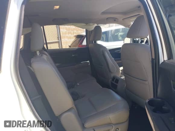 2016 Honda Pilot EX-L z VIN 5FNYF6H7XGB043603, wystawiony jako IAAI lot #43344995 z przebiegiem 211 226 mil mil oraz . Historia ofert i sprzedaży dostępna na DreamBid. Obrazek 8.