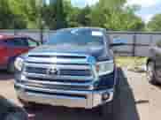 2015 Toyota Tundra Platinum с VIN 5TFAW5F1XFX439058, выставлен на аукционе IAAI как лот 43067362 с пробегом 160 102 миль миль и . История ставок и продаж доступна на DreamBid. Изображение 12.