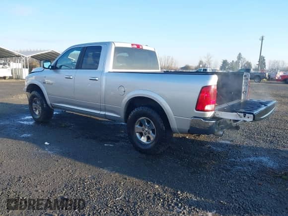 2010 Dodge 1500 SLT with VIN 1D7RV1GT8AS169953, listed as a IAAI auction lot 41354597 with 170,340 mi miles and . Bid and sale history available at DreamBid. Image 3.