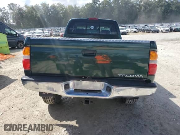 2004 Toyota Tacoma PreRunner with VIN 5TESN92N54Z322226, listed as a Copart auction lot 85106205 with 325,777 mi miles and Salvage title. Bid and sale history available at DreamBid. Image 6.