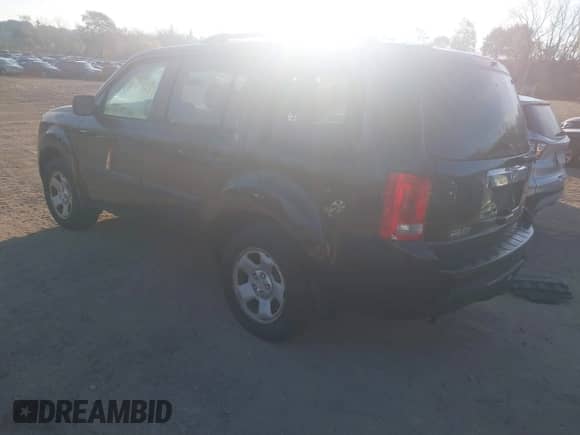 2015 Honda Pilot LX z VIN 5FNYF4H26FB068635, wystawiony jako IAAI lot #43550544 z przebiegiem 168 396 mil mil oraz . Historia ofert i sprzedaży dostępna na DreamBid. Obrazek 3.