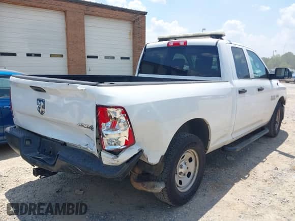 2014 Ram 1500 Express z VIN 1C6RR7FT8ES264366, wystawiony jako IAAI lot #42628578 z przebiegiem 174 810 mil mil oraz . Historia ofert i sprzedaży dostępna na DreamBid. Obrazek 4.