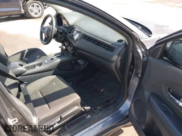 2020 Honda HR-V LX с VIN 3CZRU5H35LM714192, выставлен на аукционе IAAI как лот 41922929 с пробегом 100 153 миль миль и . История ставок и продаж доступна на DreamBid. Изображение 5.