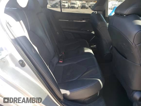 2022 Toyota Camry Hybrid XSE с VIN 4T1K31AK0NU044226, выставлен на аукционе Copart как лот 45727205 с пробегом 59 879 миль миль и Списание • Salvage title. История ставок и продаж доступна на DreamBid. Изображение 10.