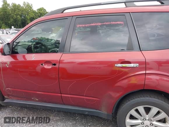 2011 Subaru Forester X Premium z VIN JF2SHADC9BG742436, wystawiony jako IAAI lot #42774895 z przebiegiem 218 696 mil mil oraz . Historia ofert i sprzedaży dostępna na DreamBid. Obrazek 14.