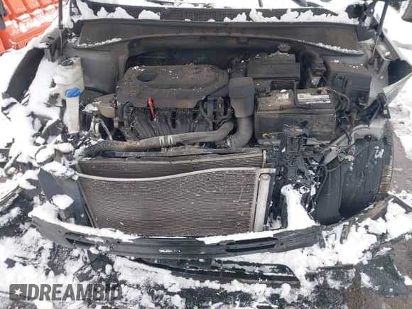 2019 Kia Sorento LX with VIN 5XYPG4A38KG480344, listed as a IAAI auction lot 41254904 with 118,927 mi miles and . Bid and sale history available at DreamBid. Image 10.