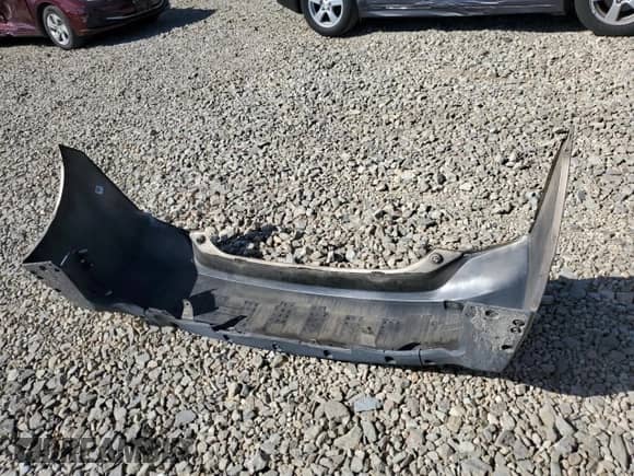 2010 Toyota Prius III с VIN JTDKN3DU3A0190418, выставлен на аукционе Copart как лот 82436445 с пробегом 242 043 миль миль и Списание • Salvage title. История ставок и продаж доступна на DreamBid. Изображение 12.