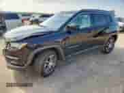 2019 Jeep Compass Latitude z VIN 3C4NJCBB5KT636714, wystawiony jako Copart lot #64874635 z przebiegiem Nie podano mil oraz Szkoda całkowita • Salvage title. Historia ofert i sprzedaży dostępna na DreamBid. Obrazek 1.
