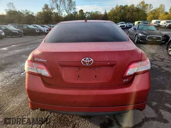 2010 Toyota Camry with VIN 4T1BF3EKXAU505567, listed as a Copart auction lot 82516575 with 218,713 mi miles and Clean title. Bid and sale history available at DreamBid. Image 6.