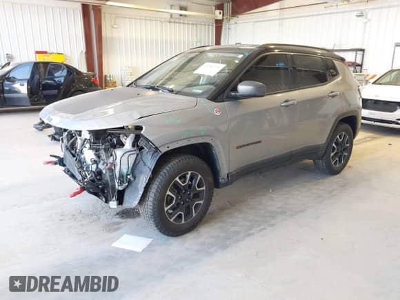 2020 Jeep Compass Trailhawk с VIN 3C4NJDDB3LT163111, выставлен на аукционе IAAI как лот 42343776 с пробегом 98 493 миль миль и . История ставок и продаж доступна на DreamBid. Изображение 2.