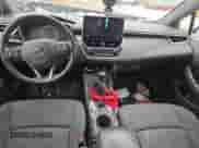 2019 Toyota Corolla SE с VIN JTNK4RBE3K3002817, выставлен на аукционе Copart как лот 82460974 с пробегом 124 627 миль миль и Списание • Salvage title. История ставок и продаж доступна на DreamBid. Изображение 8.