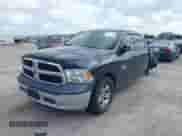 2014 Ram 1500 Tradesman z VIN 1C6RR6KG6ES384203, wystawiony jako IAAI lot #42542553 z przebiegiem 124 392 mil mil oraz . Historia ofert i sprzedaży dostępna na DreamBid. Obrazek 16.