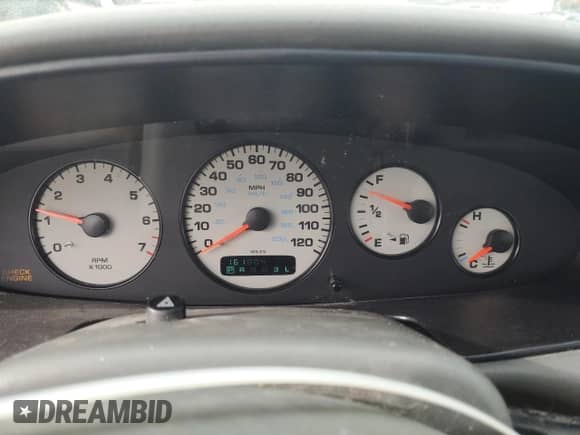 2000 Dodge Stratus SE z VIN 1B3EJ46X3YN229772, wystawiony jako Copart lot #42402965 z przebiegiem 161 804 mil mil oraz Szkoda całkowita • Salvage title. Historia ofert i sprzedaży dostępna na DreamBid. Obrazek 9.