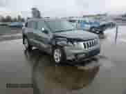 2012 Jeep Grand Cherokee Limited z VIN 1C4RJFBG2CC187150, wystawiony jako Copart lot #84956805 z przebiegiem 136 040 mil mil oraz Szkoda całkowita • Salvage title. Historia ofert i sprzedaży dostępna na DreamBid. Obrazek 13.