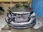 2015 Hyundai Santa Fe с VIN 5XYZT3LB2FG270489, выставлен на аукционе Copart как лот 81006145 с пробегом 70 904 миль миль и Списание • Salvage title. История ставок и продаж доступна на DreamBid. Изображение 5.