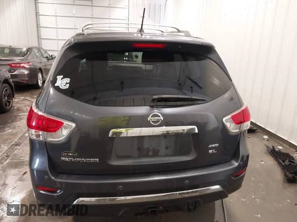 2013 Nissan Pathfinder SV с VIN 5N1AR2MM9DC608585, выставлен на аукционе IAAI как лот 42100615 с пробегом 155 025 миль миль и . История ставок и продаж доступна на DreamBid. Изображение 17.