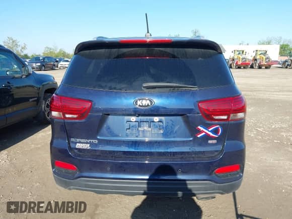 2020 Kia Sorento LX with VIN 5XYPG4A37LG647844, listed as a IAAI auction lot 42058526 with 90,546 mi miles and . Bid and sale history available at DreamBid. Image 17.