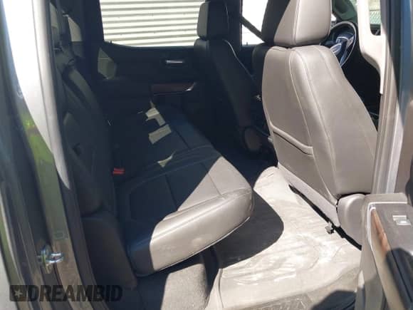 2020 GMC Sierra 1500 SLT with VIN 3GTU9DETXLG289809, listed as a IAAI auction lot 43137277 with 88,287 mi miles and . Bid and sale history available at DreamBid. Image 8.