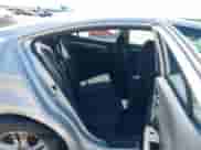 2019 Hyundai Elantra SEL z VIN 5NPD84LF0KH480080, wystawiony jako IAAI lot #42619360 z przebiegiem 87 607 mil mil oraz . Historia ofert i sprzedaży dostępna na DreamBid. Obrazek 8.