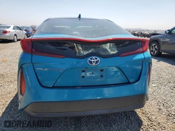 2018 Toyota Prius Plus with VIN JTDKARFP9J3081286, listed as a Copart auction lot 67827655 with 131,432 mi miles and Salvage title. Bid and sale history available at DreamBid. Image 6.