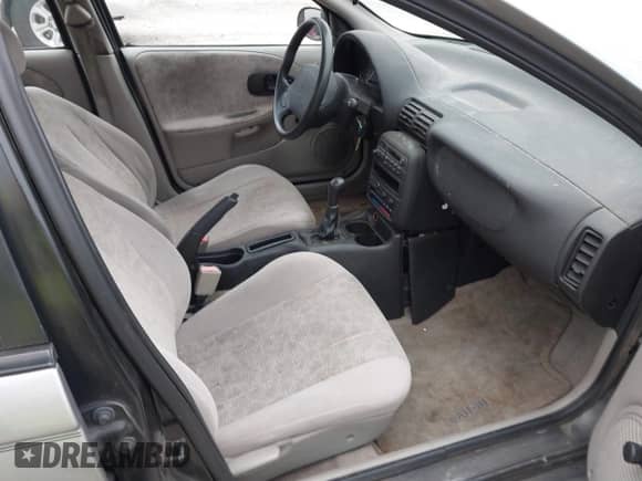 1999 Saturn SL with VIN 1G8ZJ5270XZ317630, listed as a IAAI auction lot 41533226 with 207,570 mi miles and . Bid and sale history available at DreamBid. Image 5.