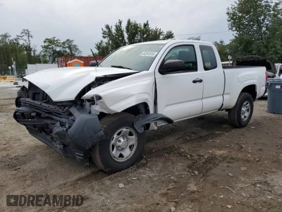 2018 Toyota Tacoma SR with VIN 5TFSX5EN0JX059578, listed as a Copart auction lot 84287615 with 68,235 mi miles and Salvage title. Bid and sale history available at DreamBid. Image 1.