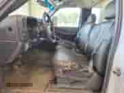 2000 Chevrolet Silverado 1500 с VIN 1GCEC14W3YE331252, выставлен на аукционе Copart как лот 66261715 с пробегом 128 454 миль миль и Списание • Salvage title. История ставок и продаж доступна на DreamBid. Изображение 7.