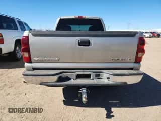 2003 Chevrolet Silverado 1500 LS z VIN 2GCEC19V731396406, wystawiony jako Copart lot #84659565 z przebiegiem Nie podano mil oraz Szkoda całkowita • Salvage title. Historia ofert i sprzedaży dostępna na DreamBid. Obrazek 6.