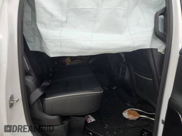 2025 Ram 1500 Limited z VIN 1C6SRFHPXSN582690, wystawiony jako Copart lot #51601045 z przebiegiem Nie podano mil oraz Szkoda całkowita • Salvage title. Historia ofert i sprzedaży dostępna na DreamBid. Obrazek 10.