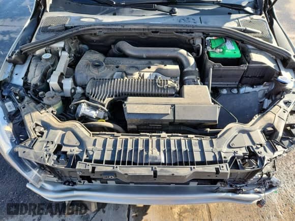 2015 Volvo S60 T5 Premier с VIN YV1612TK0F2340773, выставлен на аукционе Copart как лот 71078425 с пробегом 50 688 миль миль и Списание • Salvage title. История ставок и продаж доступна на DreamBid. Изображение 11.