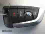 2023 BMW i4 eDrive35 с VIN WBY43AW09PFP79040, выставлен на аукционе IAAI как лот 43099487 с пробегом 19 700 миль миль и . История ставок и продаж доступна на DreamBid. Изображение 11.