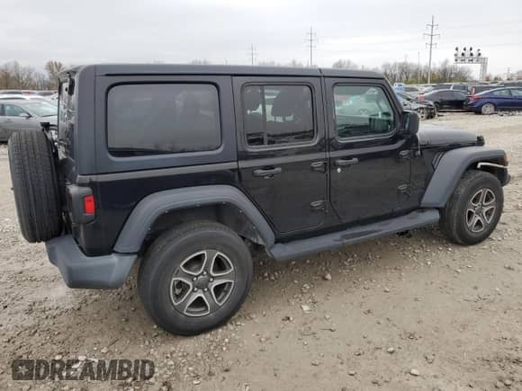 2022 Jeep Wrangler Unlimited Sport with VIN 1C4HJXDN4NW144864, listed as a Copart auction lot 81532584 with 34,830 mi miles and Salvage title. Bid and sale history available at DreamBid. Image 3.