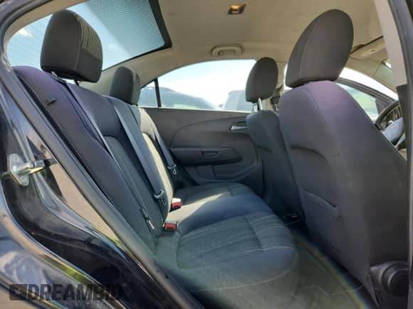 2014 Chevrolet Sonic LT с VIN 1G1JC5SB7E4197894, выставлен на аукционе Copart как лот 81673915 с пробегом 109 260 миль миль и Списание • Salvage title. История ставок и продаж доступна на DreamBid. Изображение 10.
