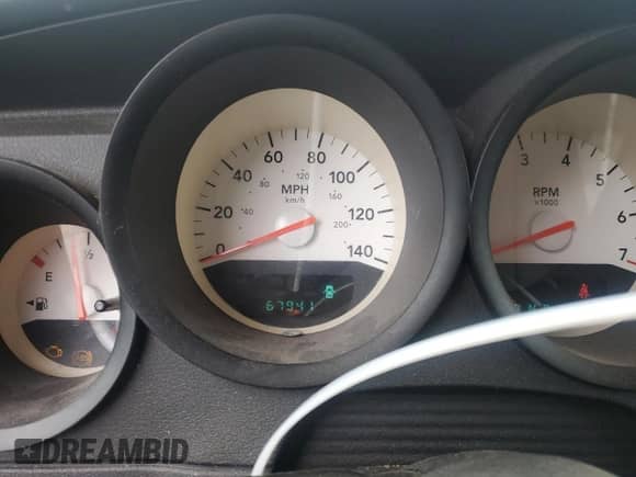 2006 Dodge Magnum с VIN 2D8FV47T16H261162, выставлен на аукционе Copart как лот 50228965 с пробегом 67 941 миль миль и Списание • Salvage title. История ставок и продаж доступна на DreamBid. Изображение 9.