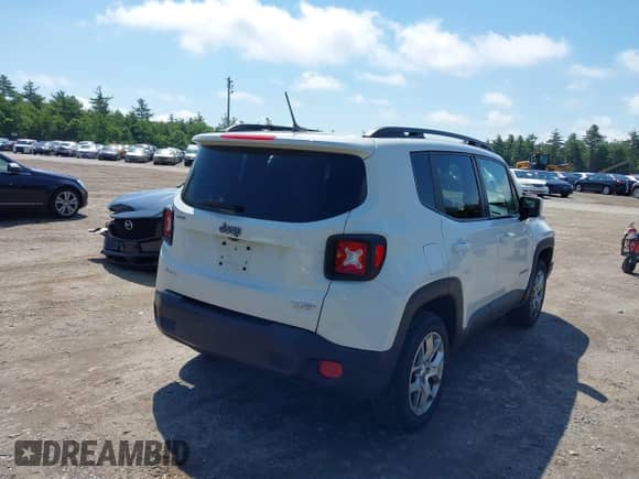 2017 Jeep Renegade Altitude with VIN ZACCJBBB5HPF11388, listed as a IAAI auction lot 42536880 with 175,806 mi miles and . Bid and sale history available at DreamBid. Image 4.
