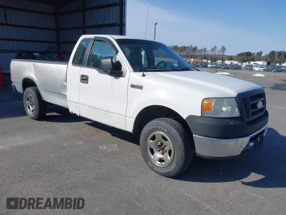 2006 Ford F-150 XL z VIN 1FTRF12W76NA36955, wystawiony jako IAAI lot #41800810 z przebiegiem 171 249 mil mil oraz . Historia ofert i sprzedaży dostępna na DreamBid. Obrazek 1.
