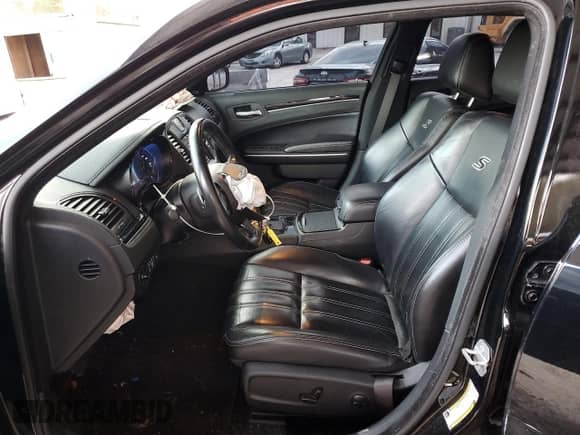 2022 Chrysler 300 S с VIN 2C3CCABG0NH167454, выставлен на аукционе Copart как лот 80783894 с пробегом 74 580 миль миль и Списание • Salvage title. История ставок и продаж доступна на DreamBid. Изображение 7.