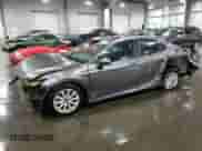 2018 Toyota Camry SE с VIN 4T1B11HK1JU639754, выставлен на аукционе Copart как лот 83947475 с пробегом 87 630 миль миль и Списание • Salvage title. История ставок и продаж доступна на DreamBid. Изображение 1.