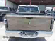 2009 Dodge 1500 SLT z VIN 1D3HB13PX9J508924, wystawiony jako IAAI lot #42568215 z przebiegiem 134 480 mil mil oraz . Historia ofert i sprzedaży dostępna na DreamBid. Obrazek 16.