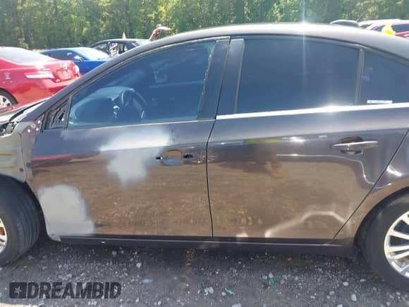 2015 Chevrolet Cruze ECO с VIN 1G1PH5SB9F7190635, выставлен на аукционе IAAI как лот 42681917 с пробегом 148 195 миль миль и . История ставок и продаж доступна на DreamBid. Изображение 15.